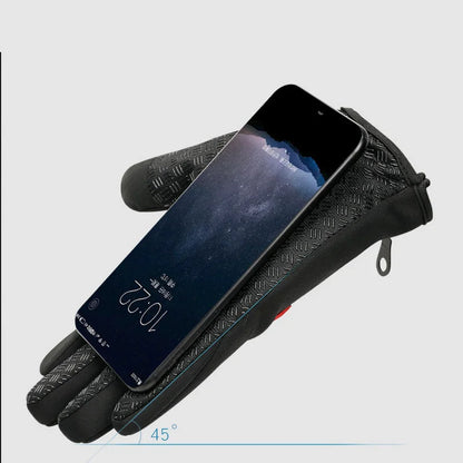 WeatherProof Skiing Gloves